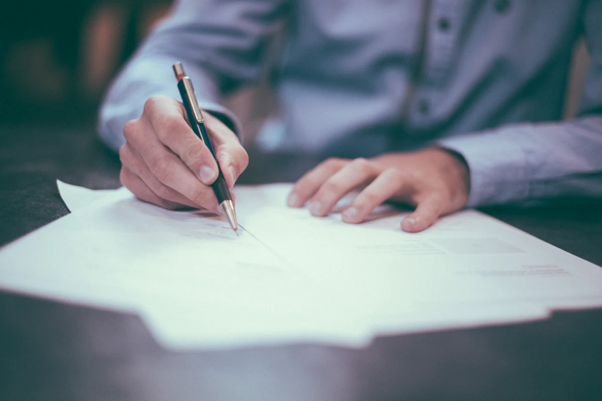 Gestion des dossiers administratifs et RH